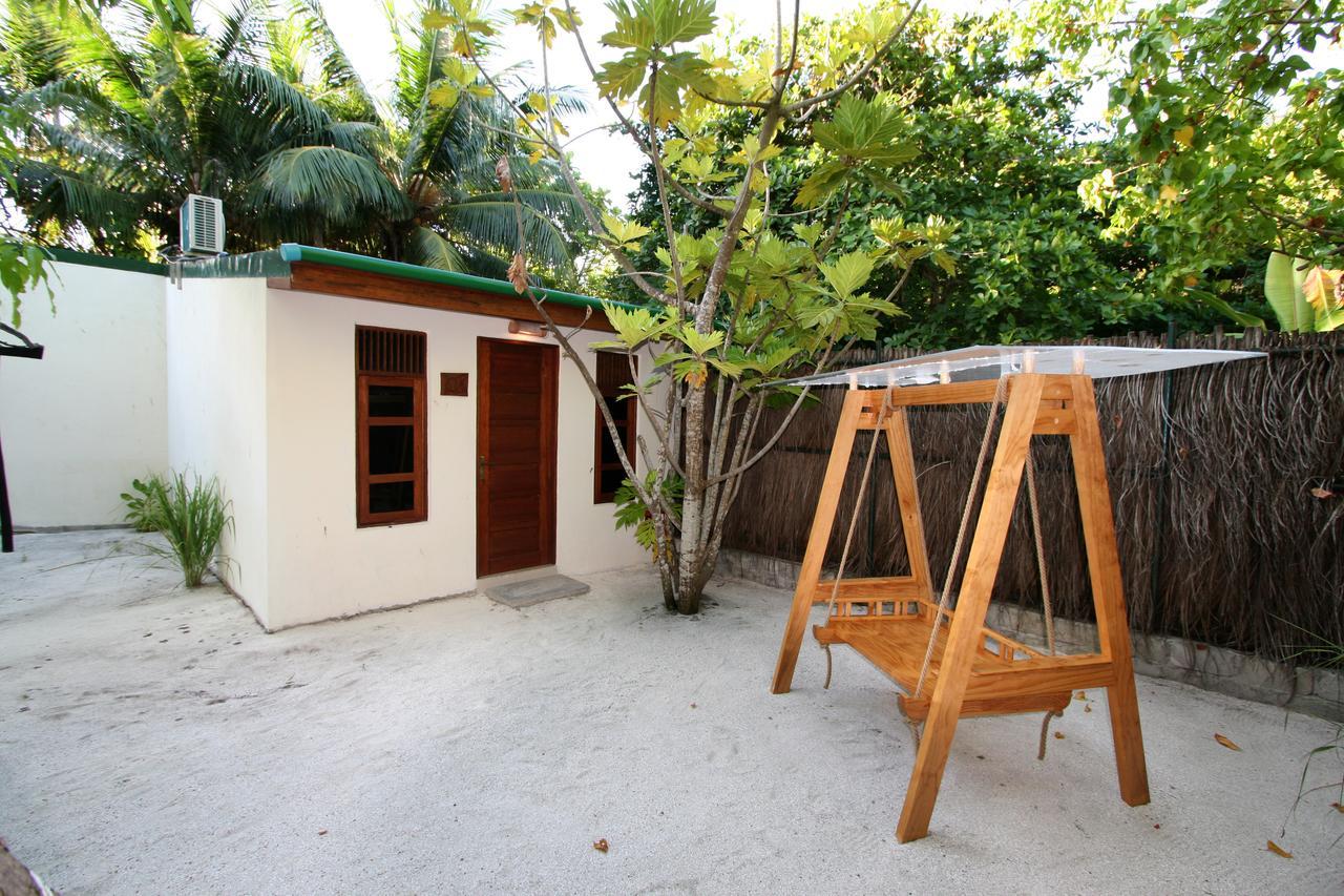 Sevidlam Rinbudhoo Inn Dhaalu Atoll Exterior photo