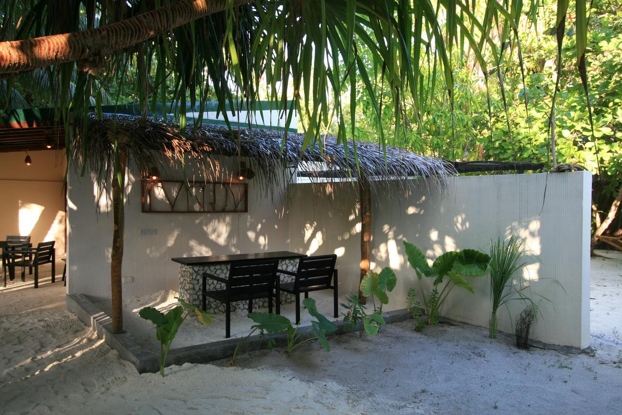 Sevidlam Rinbudhoo Inn Dhaalu Atoll Exterior photo