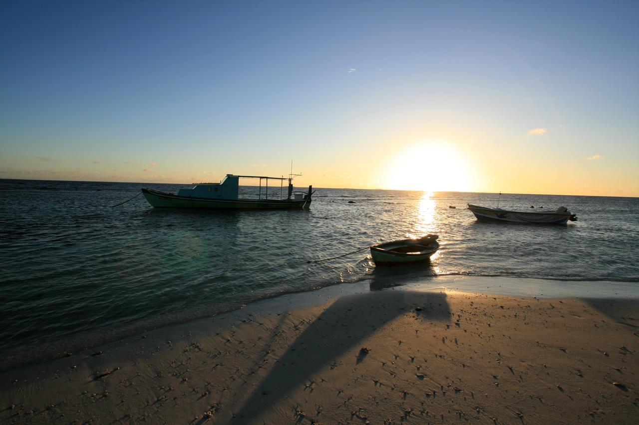 Sevidlam Rinbudhoo Inn Dhaalu Atoll Exterior photo